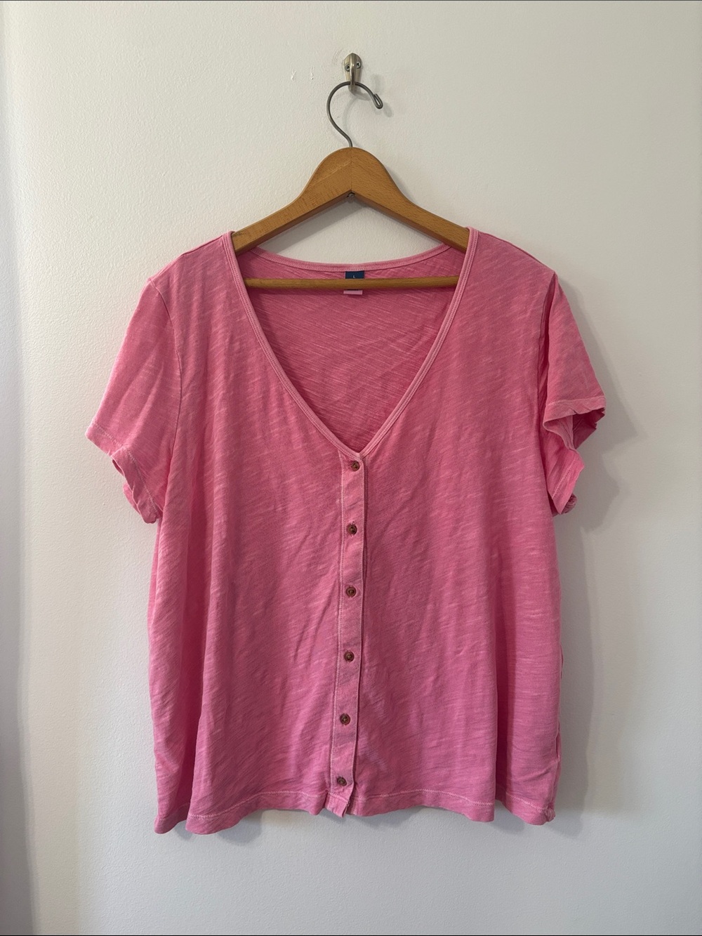 Old Navy Pink Button-Front V-Neck Short Sleeve Top